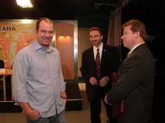 Posádka Krimi live - policejní prezident Husák a reportér Marek Vítek.