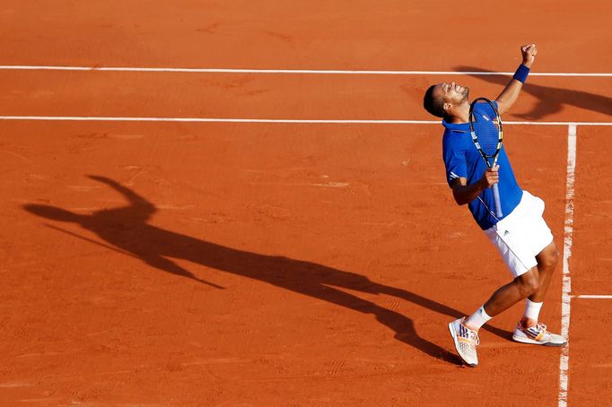 DC, Francie-ČR: Jo-Wilfried Tsonga slaví vítěztsví