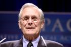 Rumsfeld s Čechy pomohl na svět léku proti HIV. Čišela z něj autorita, vzpomíná vědec