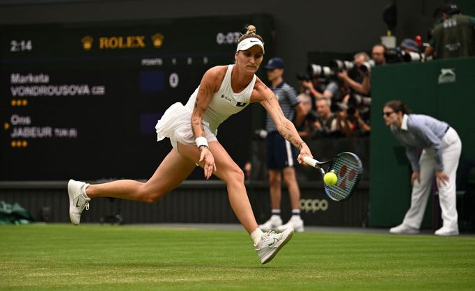 Markéta Vondroušová ve finále Wimbledonu 2023