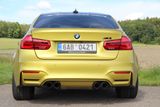 Základní cena BMW M3 činí 2 119 000 korun. Cena námi testované verze se vyšplhala téměř na tři miliony korun.