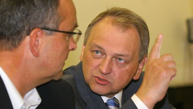Ex-předseda Miroslav Kalousek s místopředsedou Janem Kasalem
