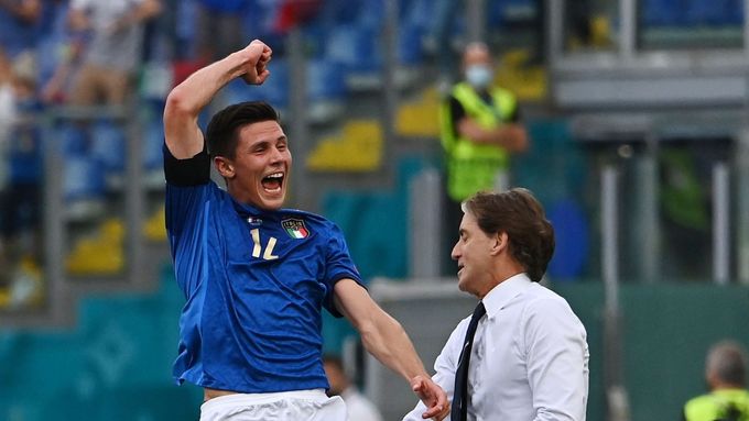Matteo Pessina vstřelil jedinou branku Italů v zápase proti Walesu.