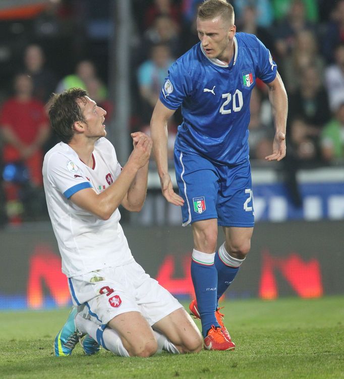 Fotbal, Česko - Itálie: Libor Kozák - Ignazio Abate (8)