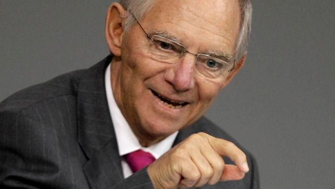 Ministr financí Schäuble se lekl a zamítl návrh na nucený odkup dluhopisů bohatými občany