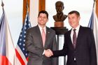 Paul Ryan ujišťoval Čechy o silných vztazích s USA. Politikům ale jasně řekl: Chceme Nikulina