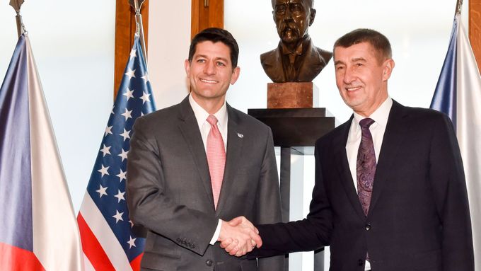 Šéf americké Sněmovny reprezentantů Paul Ryan a český premiér Andrej Babiš.