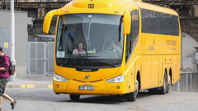 Autobus společnosti RegioJet.