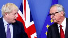Boris Johnson a Jean-Claude Juncker na summitu v Bruselu.