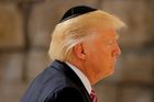 Do roka to nebude. Trump popřel rychlé stěhování ambasády USA v Izraeli
