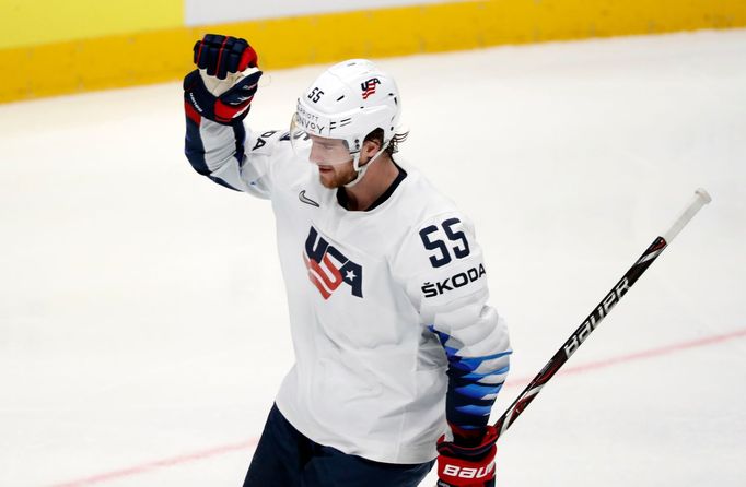 Noah Hanifin slaví ve čtvrtfinále MS 2019 Rusko - USA