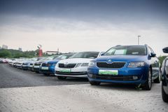 Audi A3, Škoda Octavia, Seat Leon a VW Golf: Kterou ze "stejných" ojetin vybrat?