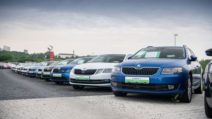 Šrotovné umožní nahradit Němcům starší vozy s emisními normami Euro 5 a nižší za nové modely, které splňují přísný předpis Euro 6.