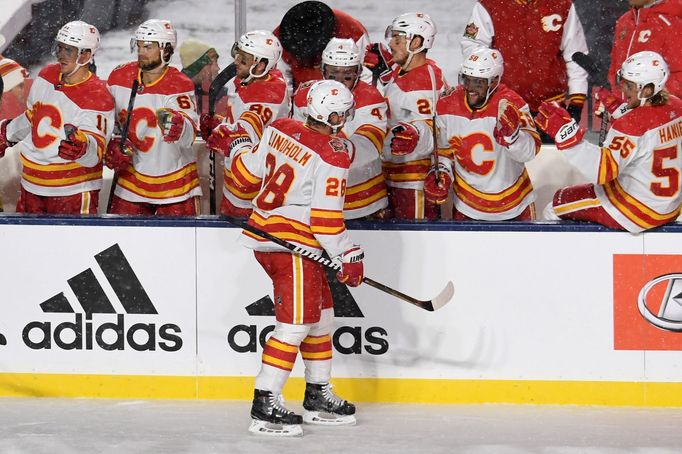 NHL 2019/2020, Heritage Classic, Calgary Flames - Winnipeg Jets: Elias Lindholm