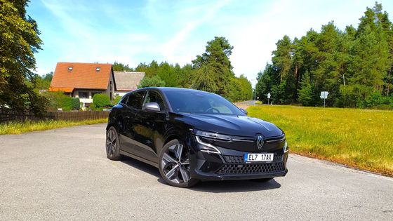 Elektrický Megane není dokonalý, je ale nejlepším Renaultem současnosti