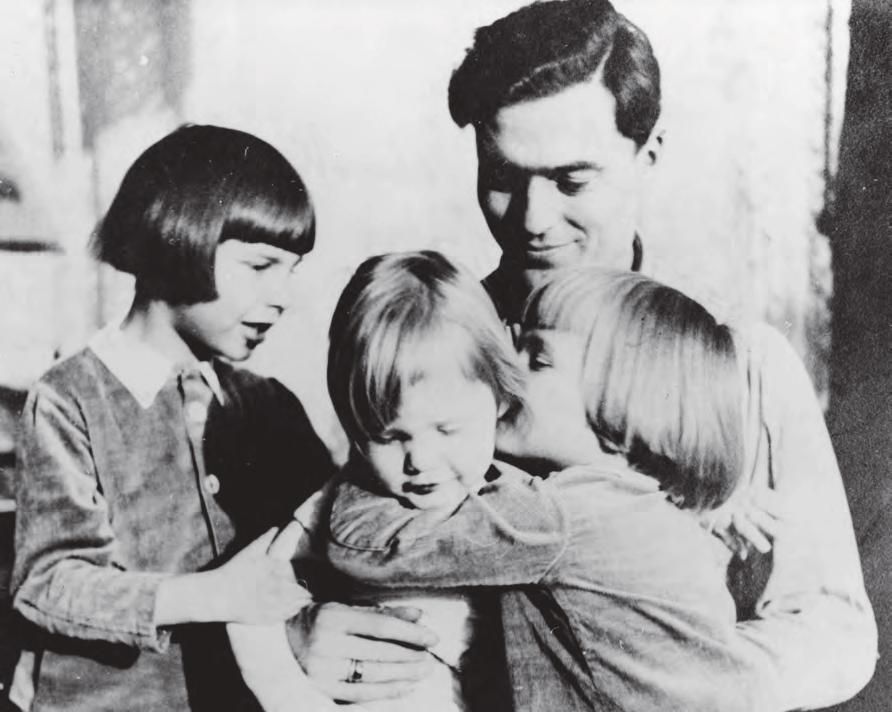 Jednorázové užití / Uplynulo 75 let od operace Valkýra, během které měl být zlikvidován Adolf Hitler / Německý památník