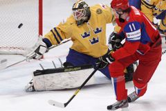 Malkin dal hattrick Švédům. Rusové jako jediní neprohráli