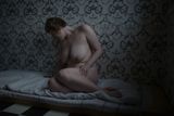 Tatiana Vinogradovová: Dívky. Sexuální pracovnice vyfotografované v jejich apartmánech v ruském Petrohradě.