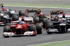 Šokující vítěz F1. V Barceloně kraloval Maldonado
