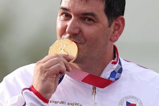 Střelec Jiří Lipták se zlatou medailí v trapu na OH 2020