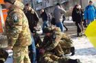Živě: Ukrajinská policie v Mariupolu zmařila pokus o atentát
