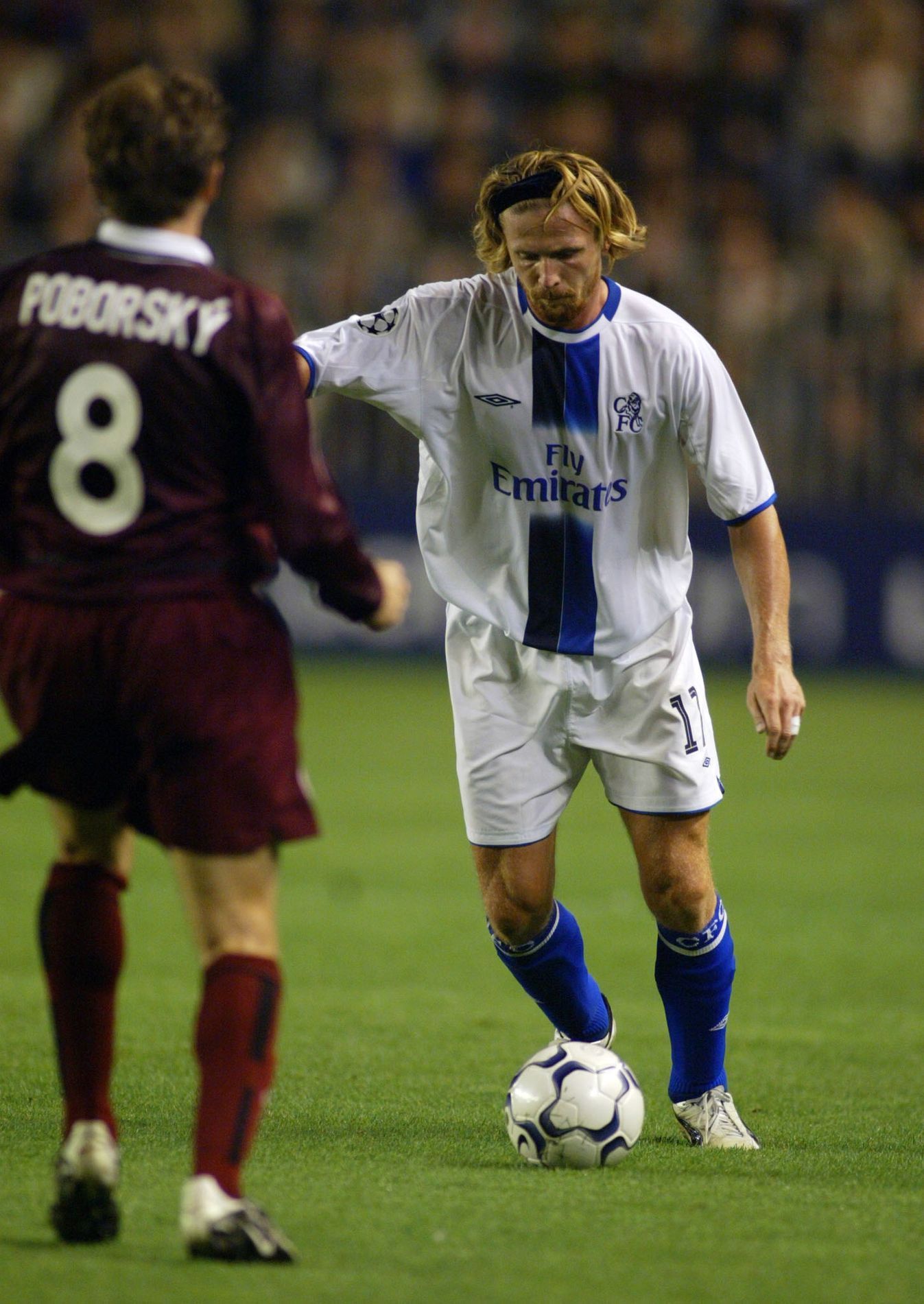 LM Sparta Praha - Chelsea, září 2003: Karel Poborský - Emmanuel Petit