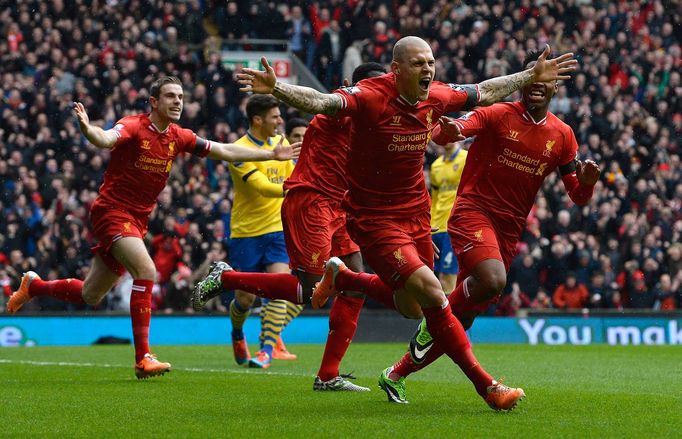 Škrtel se raduje v utkání Liverpool vs. Arsenal