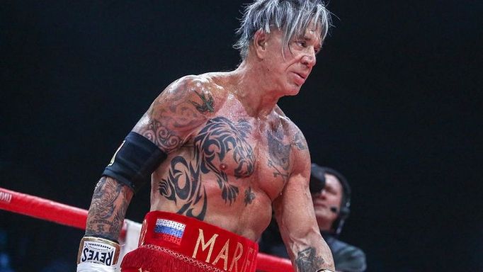 Mickey Rourke se vrátil v 62 letech do ringu