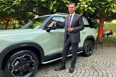 Rychlý start, rychlejší konec. Už druhá čínská automobilka změnila v Česku svého šéfa