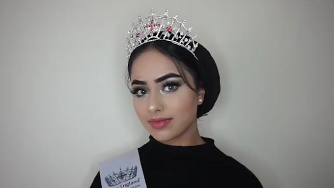 O titul Miss Anglie se bude poprvé ucházet finalistka s hidžábem