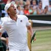 Sam Querrey slaví postup do semifinále Wimbledonu 2017