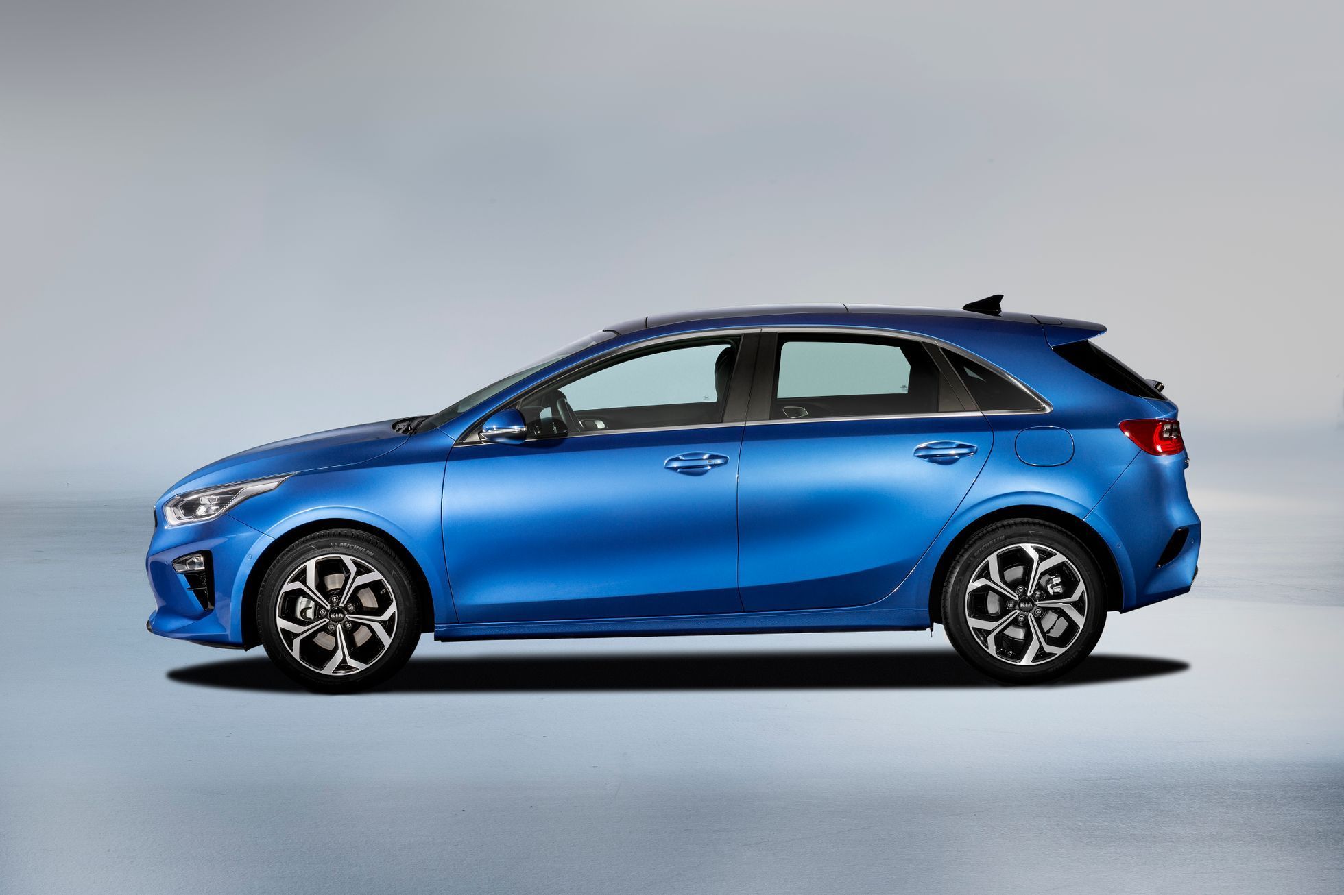 Kia Ceed - studiové foto