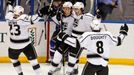 Los Angeles Kings slaví gól v play off NHL 2013