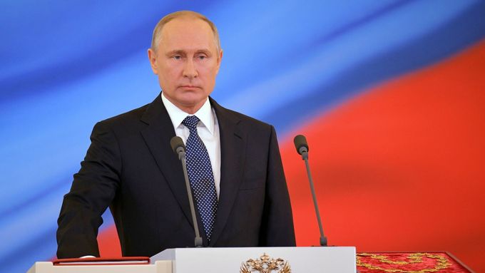 Vladimir Putin složil přísahu a stal se znovu prezidentem