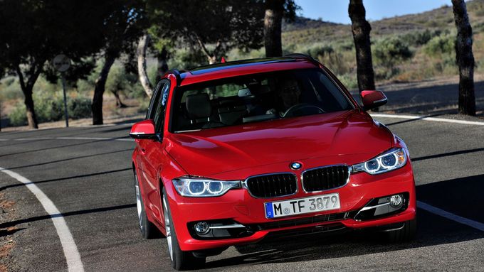 BMW 3 Touring řady F31 z roku 2013 je jedním z aut, u kterého ekologický spolek žádá dodatečné úpravy na motoru.