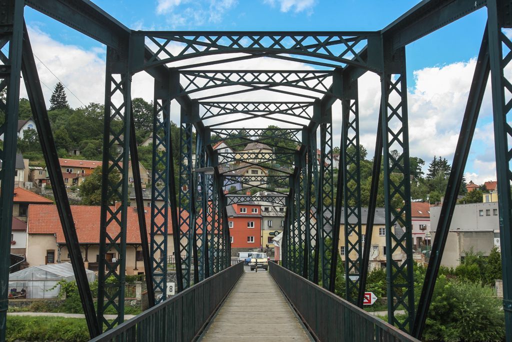 Starý most v Davli