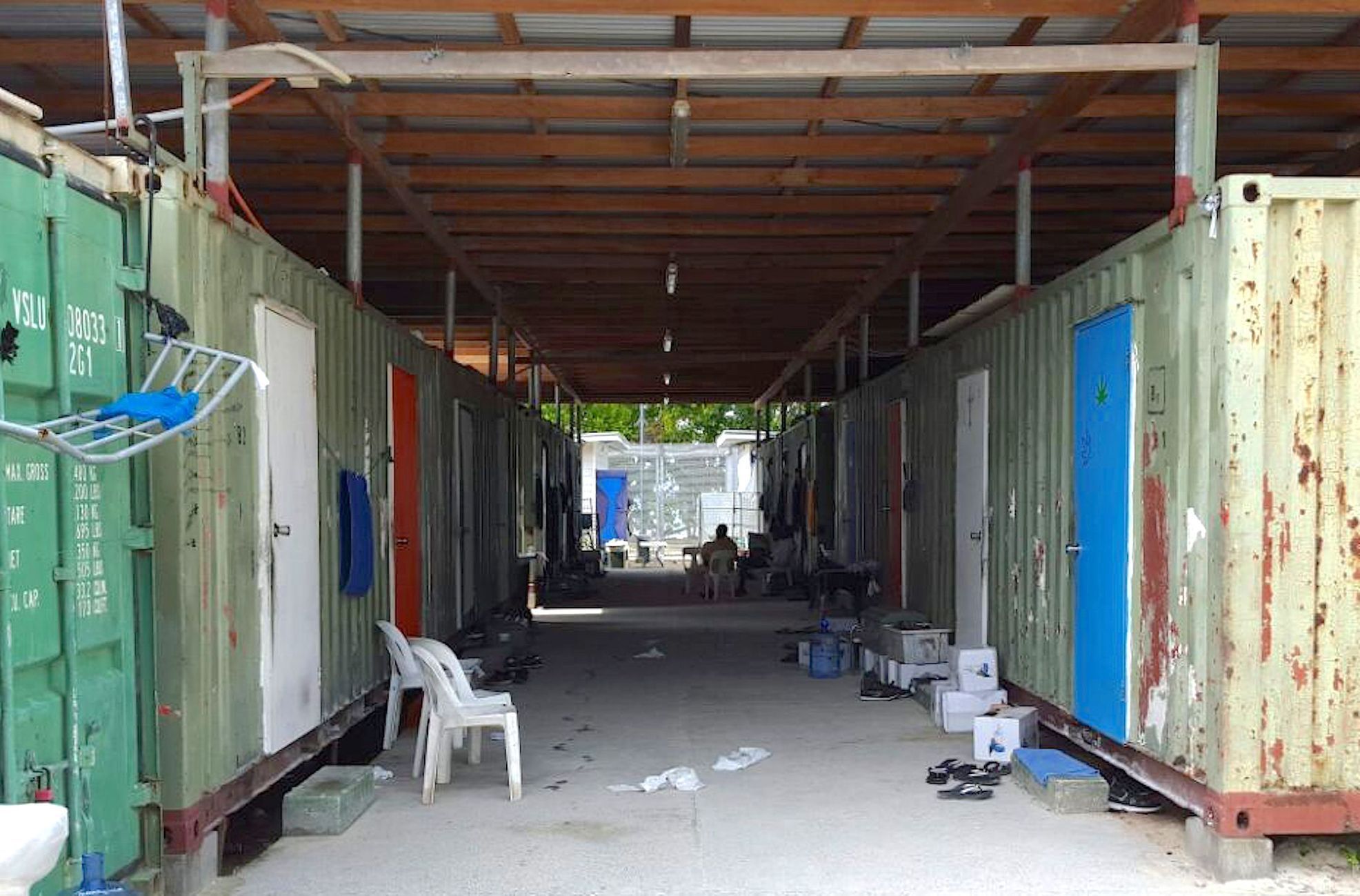 Detenční centrum na ostrově Manus na Papui-Nové Guineji.