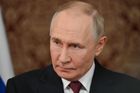 Krůček ke katastrofě. Putin spěje k bodu, ze kterého není návratu, míní ruský novinář