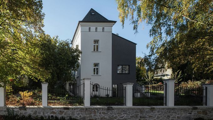 Rodina upravila secesní dům u Prahy. Skvostné pokoje pamatují F. X. Šaldu