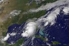 Floridu zasáhl hurikán Hermine, vichr dosahuje rychlosti 130 km/h