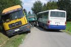 Na Slovensku havaroval český autobus, 3 zranění