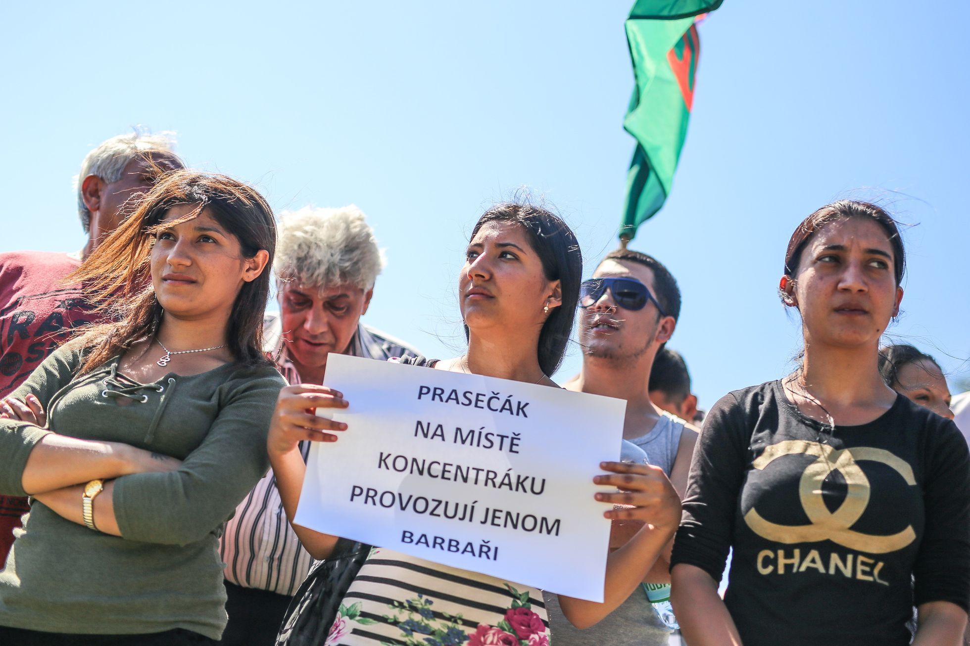 Památník Lety a pietní akce za zbourání prasečáku evropského protirasistického hnutí EGAM