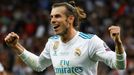 fotbal, Liga mistrů 2017/2018, Real Madrid - Liverpool, Gareth Bale slaví svůj gól