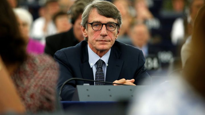 Europarlament si zatím nezvolil nového předsedu, Sassolimu chybělo sedm hlasů