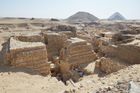 Čeští egyptologové znovu objevili hrobku v Sakkáře. Před 160 lety ji pohřbil písek