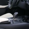 Lexus UX300e elektromobil