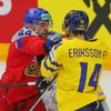 Jan Rutta a Joel Eriksson Ek v semifinále MS 2024 Česko - Švédsko