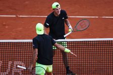 Bolehlav. Vlastní gól tenisu. Menšíkův duel schytává posměch, důvod je bizarní