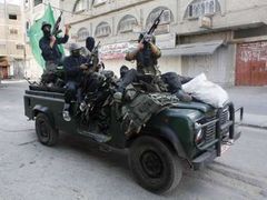 Ozbrojenci Hamásu zcela opanovali pásmo Gazy, když se jim podařilo dobýt i sídlo bezpečnostních složek konkurenční strany Fatah v Gaze