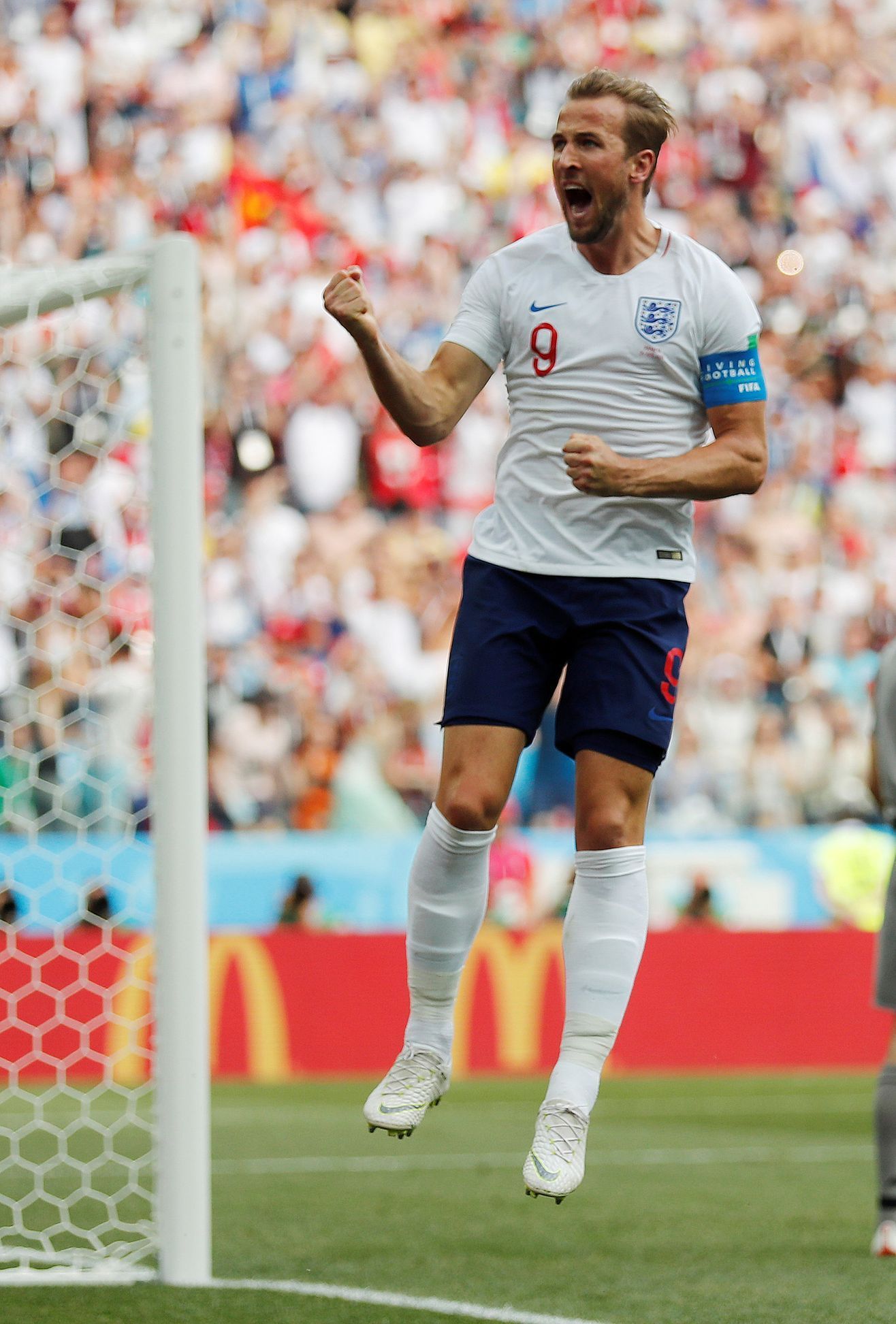 Harry Kane slaví gól v zápase Anglie - Panama na MS 2018